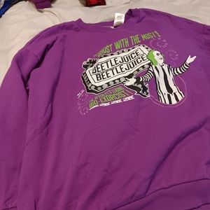 Beetle juice sweat shirt xxl purple